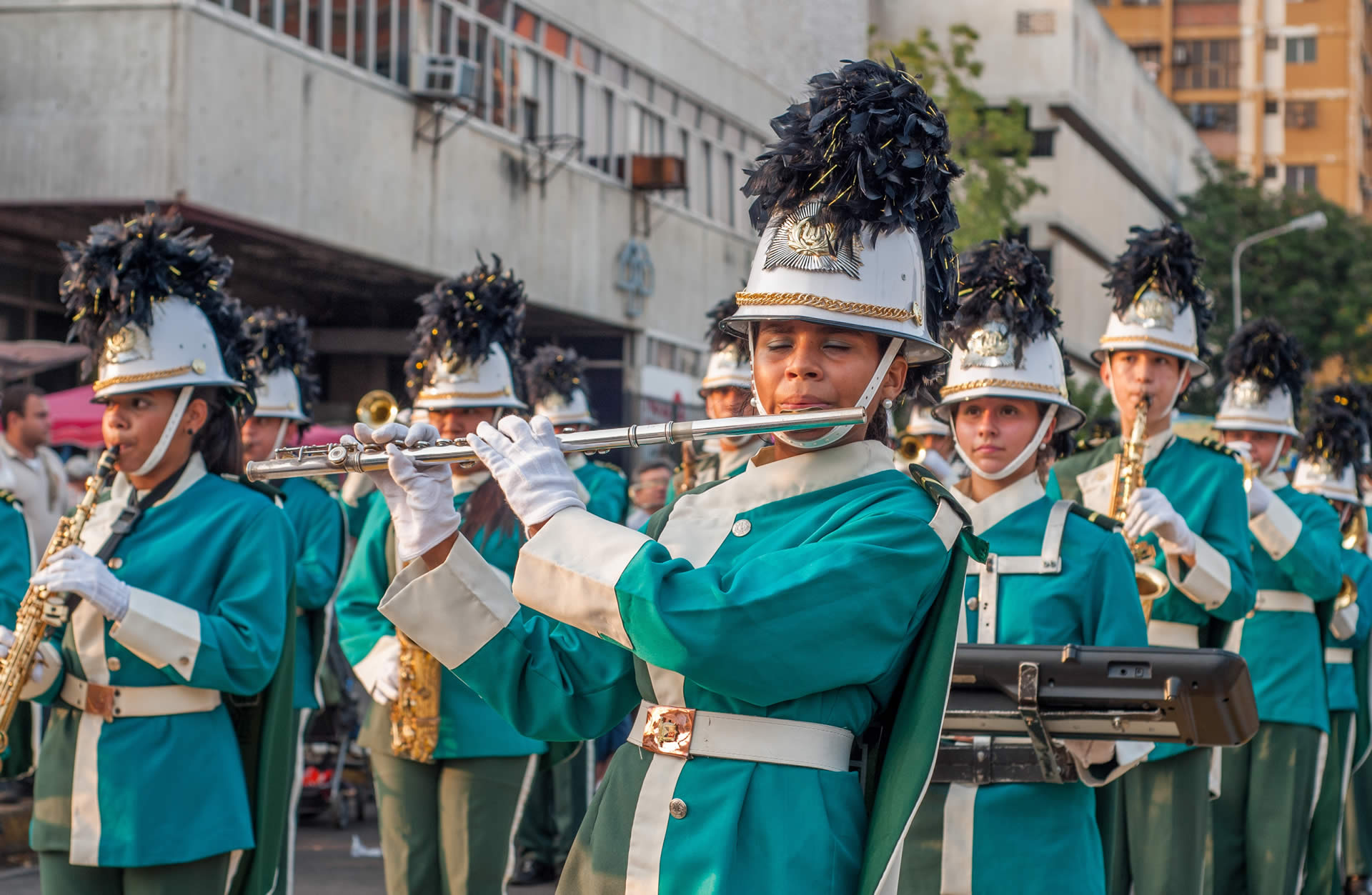 marching-band-teal